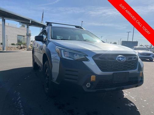 Ice Silver Metallic 2022 Subaru Outback Wilderness