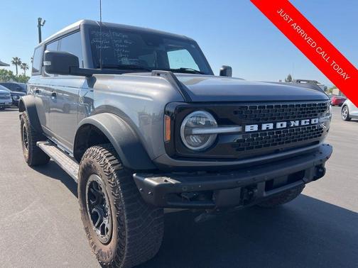 Gray Metallic 2022 Ford Bronco Wildtrak