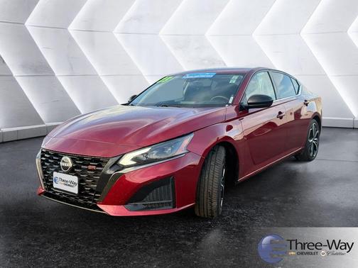 2023 Nissan Altima 2.5 SR