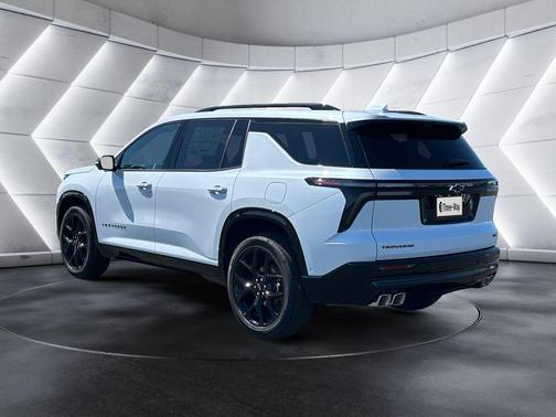 Polar White 2026 Chevrolet Traverse RS