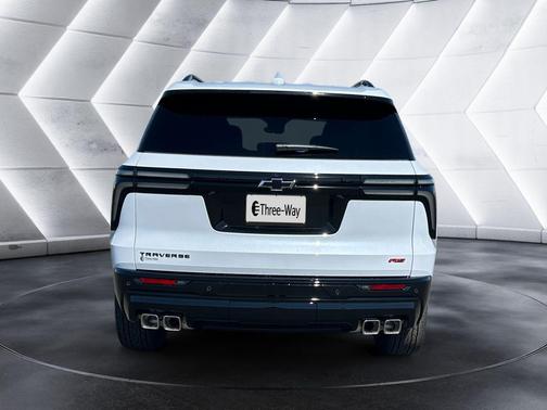 Polar White 2026 Chevrolet Traverse RS