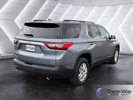 2020 Chevrolet Traverse LT Cloth