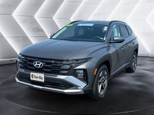 Gray 2025 Hyundai TUCSON SEL