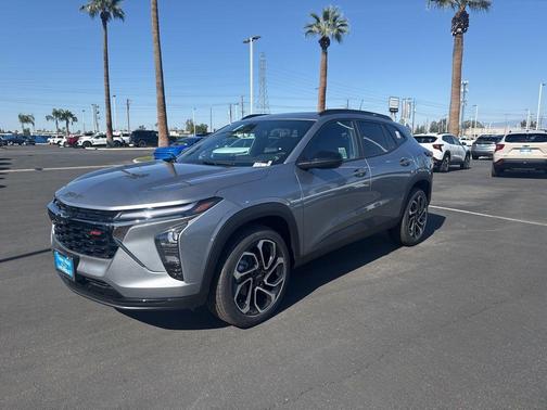 Sterling Gray Metallic 2026 Chevrolet Trax 2RS