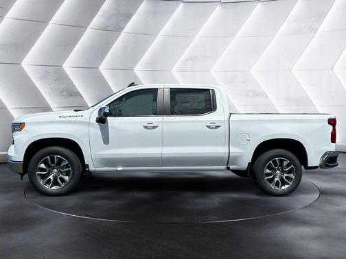 Summit White 2026 Chevrolet Silverado 1500 LT
