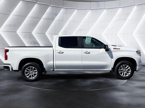 Summit White 2023 Chevrolet Silverado 1500 RST