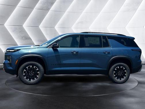 Lakeshore Blue Metallic 2026 Chevrolet Traverse Z71