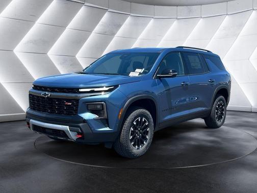 Lakeshore Blue Metallic 2026 Chevrolet Traverse Z71
