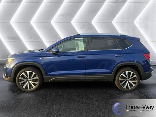 2024 Volkswagen Taos 1.5T SE