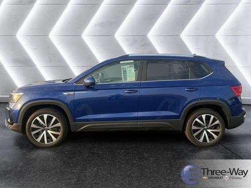 2024 Volkswagen Taos 1.5T SE