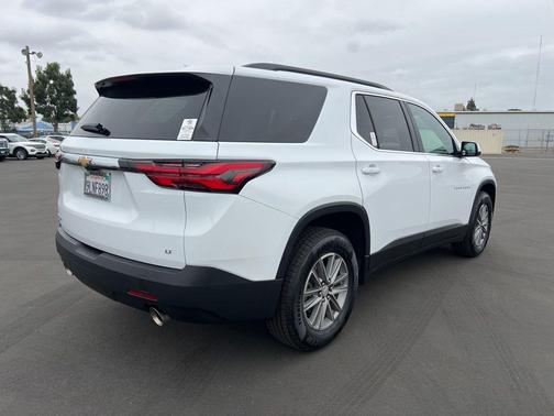Summit White 2024 Chevrolet Traverse Limited LT Cloth