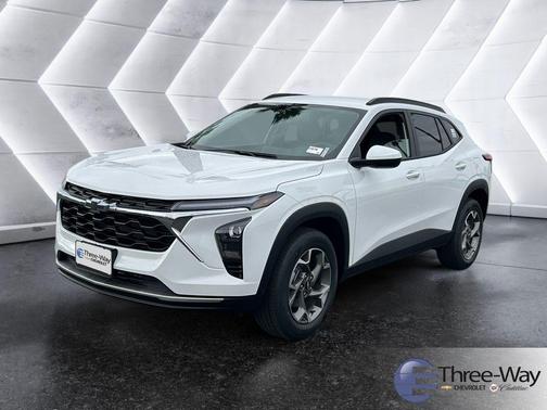 Summit White 2026 Chevrolet Trax LT