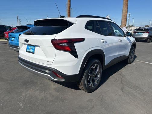 Summit White 2026 Chevrolet Trax LT