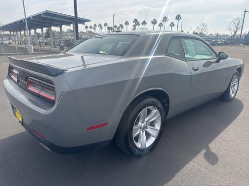 2023 Dodge Challenger SXT