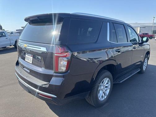 Dark Ash Metallic 2022 Chevrolet Tahoe LS