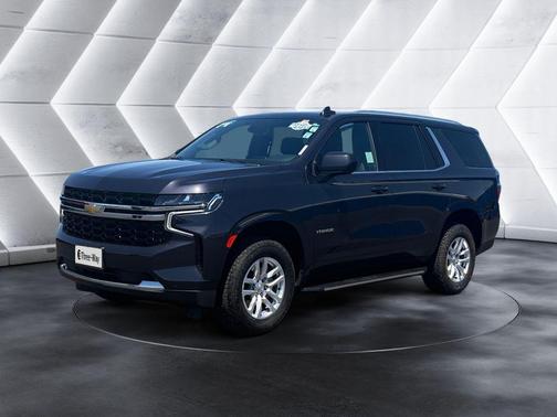 Dark Ash Metallic 2022 Chevrolet Tahoe LS