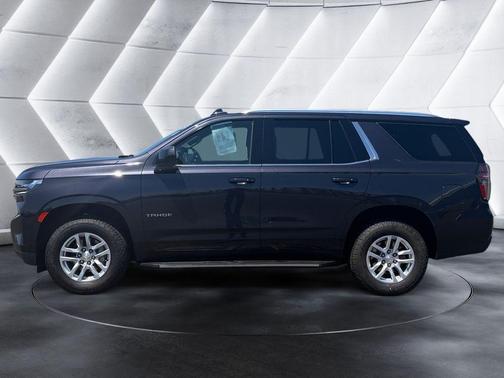Dark Ash Metallic 2022 Chevrolet Tahoe LS
