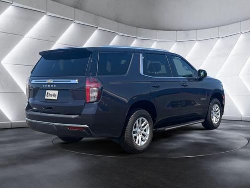 Dark Ash Metallic 2022 Chevrolet Tahoe LS