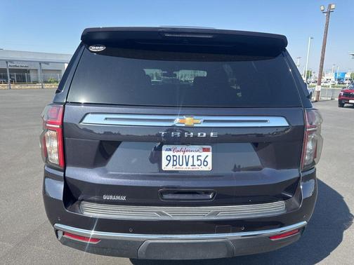 Dark Ash Metallic 2022 Chevrolet Tahoe LS