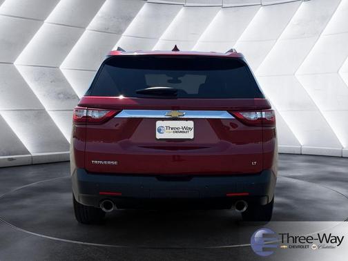 Cajun Red Tintcoat 2019 Chevrolet Traverse LT Cloth