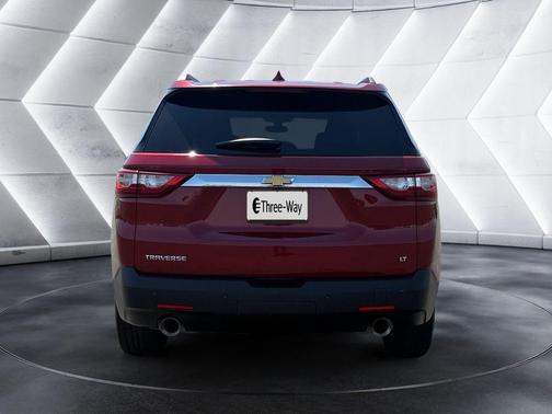 Cajun Red Tintcoat 2019 Chevrolet Traverse LT Cloth
