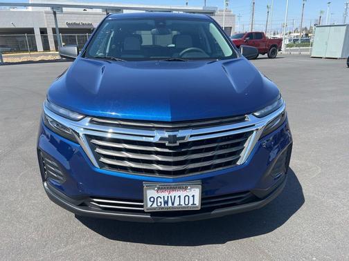 Blue Glow Metallic 2023 Chevrolet Equinox LS