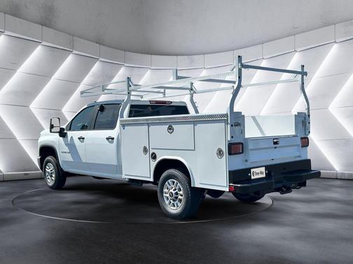 Summit White 2026 Chevrolet Silverado 2500 WT