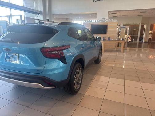 Marina Blue 2026 Chevrolet Trax LT