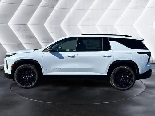 Polar White 2026 Chevrolet Traverse RS