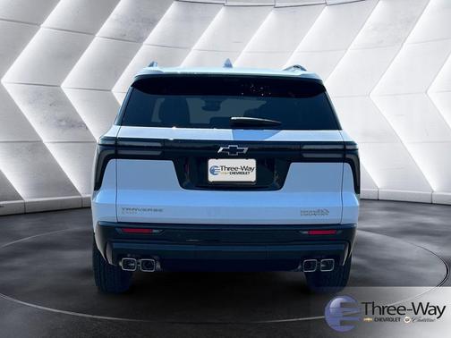 Polar White 2026 Chevrolet Traverse High Country