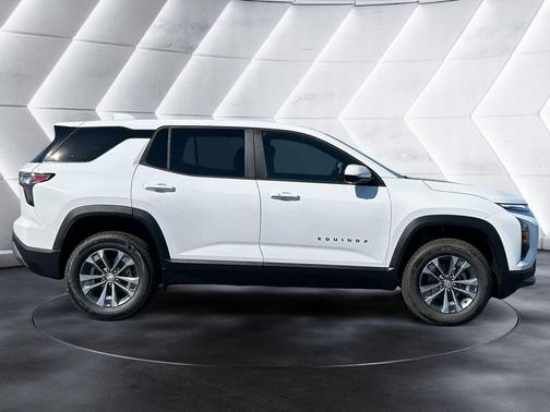 Summit White 2026 Chevrolet Equinox LT