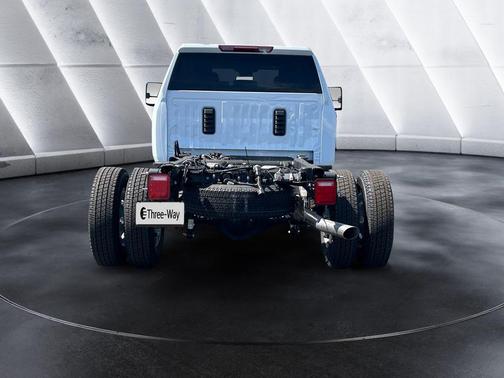 Summit White 2026 Chevrolet Silverado 3500 WT