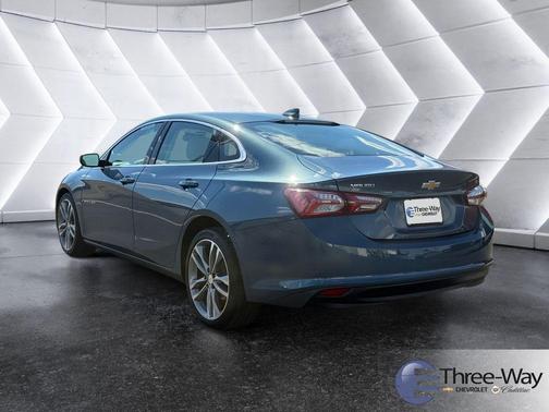 Lakeshore Blue Metallic 2024 Chevrolet Malibu 2LT