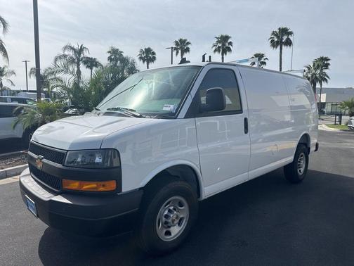 Summit White 2026 Chevrolet Express 2500 Work Van