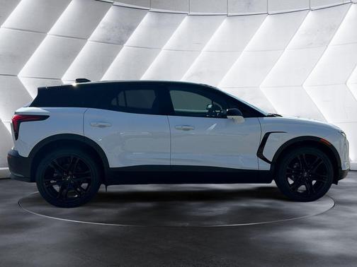 Summit White 2026 Chevrolet Blazer EV LT