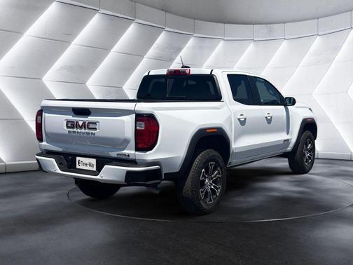 Summit White 2023 GMC Canyon AT4