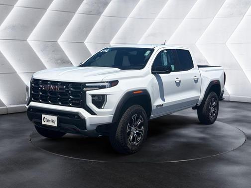 Summit White 2023 GMC Canyon AT4