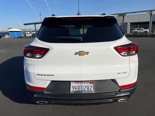 Summit White 2023 Chevrolet Trailblazer ACTIV