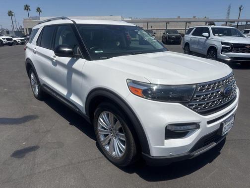 White Metallic 2020 Ford Explorer Limited