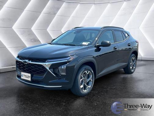 Mosaic Black Metallic 2026 Chevrolet Trax LT
