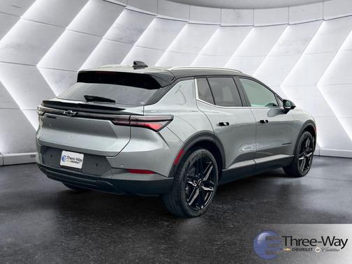 Sterling Gray Metallic 2026 Chevrolet Equinox EV LT 2