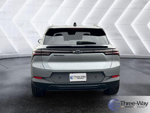 Sterling Gray Metallic 2026 Chevrolet Equinox EV LT 2