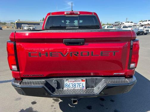 Radiant Red 2025 Chevrolet Colorado ZR2