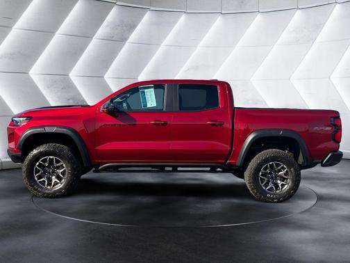 Radiant Red 2025 Chevrolet Colorado ZR2