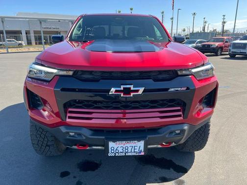 Radiant Red 2025 Chevrolet Colorado ZR2