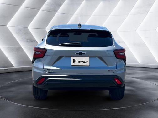 Sterling Gray Metallic 2026 Chevrolet Trax 1RS
