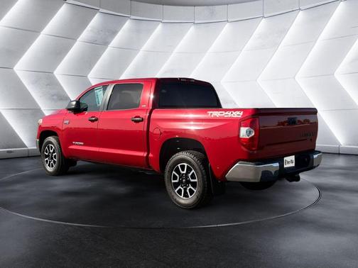 Barcelona Red Metallic 2019 Toyota Tundra SR5