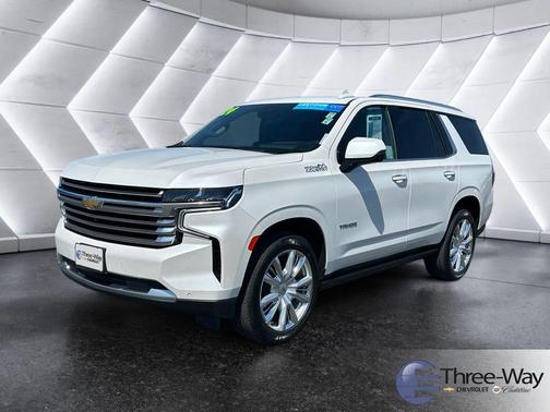 Iridescent Pearl Tricoat 2024 Chevrolet Tahoe High Country