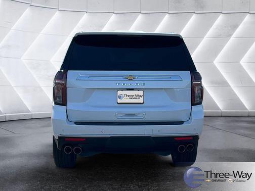 Iridescent Pearl Tricoat 2024 Chevrolet Tahoe High Country
