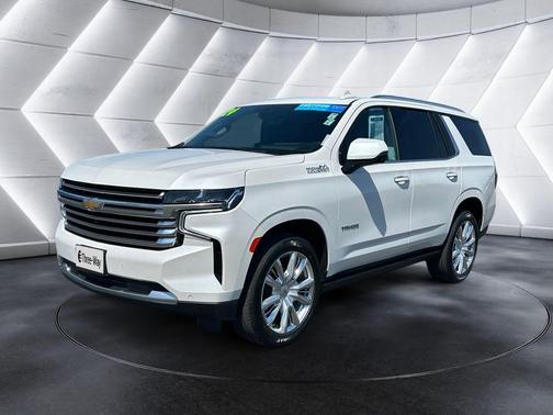 Iridescent Pearl Tricoat 2024 Chevrolet Tahoe High Country